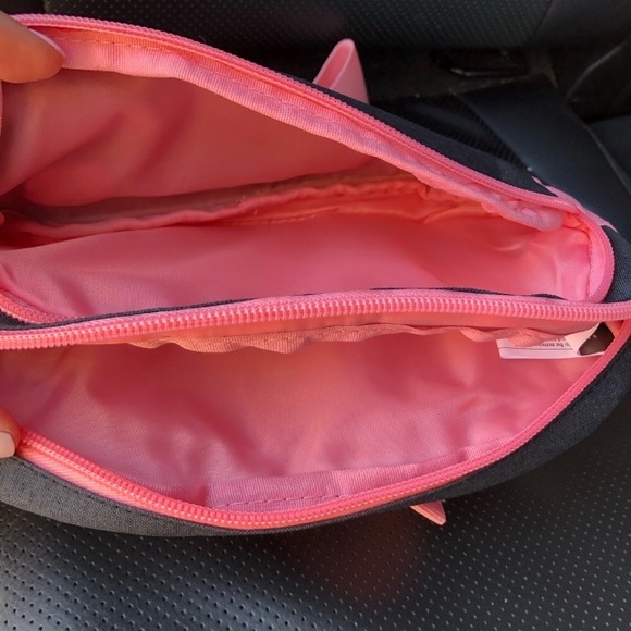 Champion | Forever Champ Signal Fanny Pack Bag - Picture 5 of 7